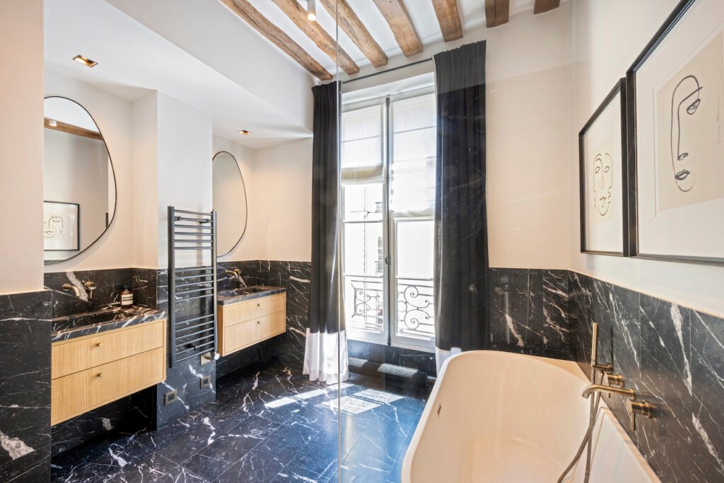 RIDEAUX SUR MESURE PARIS 7 APPARTEMENT HAUSSMANNIEN