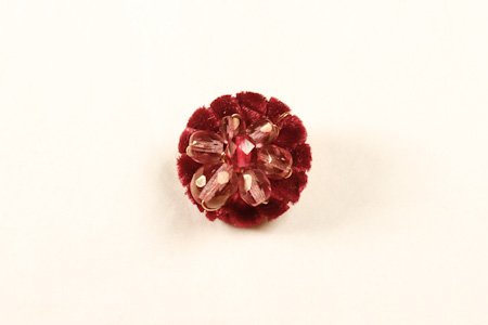 Bouton Velours Coeur Strasse Rouge