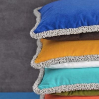 Pack 3 coussins et housses de coussin 40/40 passepoilés frange Houlès