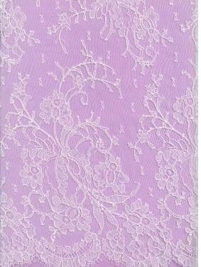 2M50 Dentelle Chantilly fine ivoire avec écaille des deux côtés