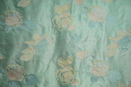 Tissu de soie Brodée Vert d'eau 5M20